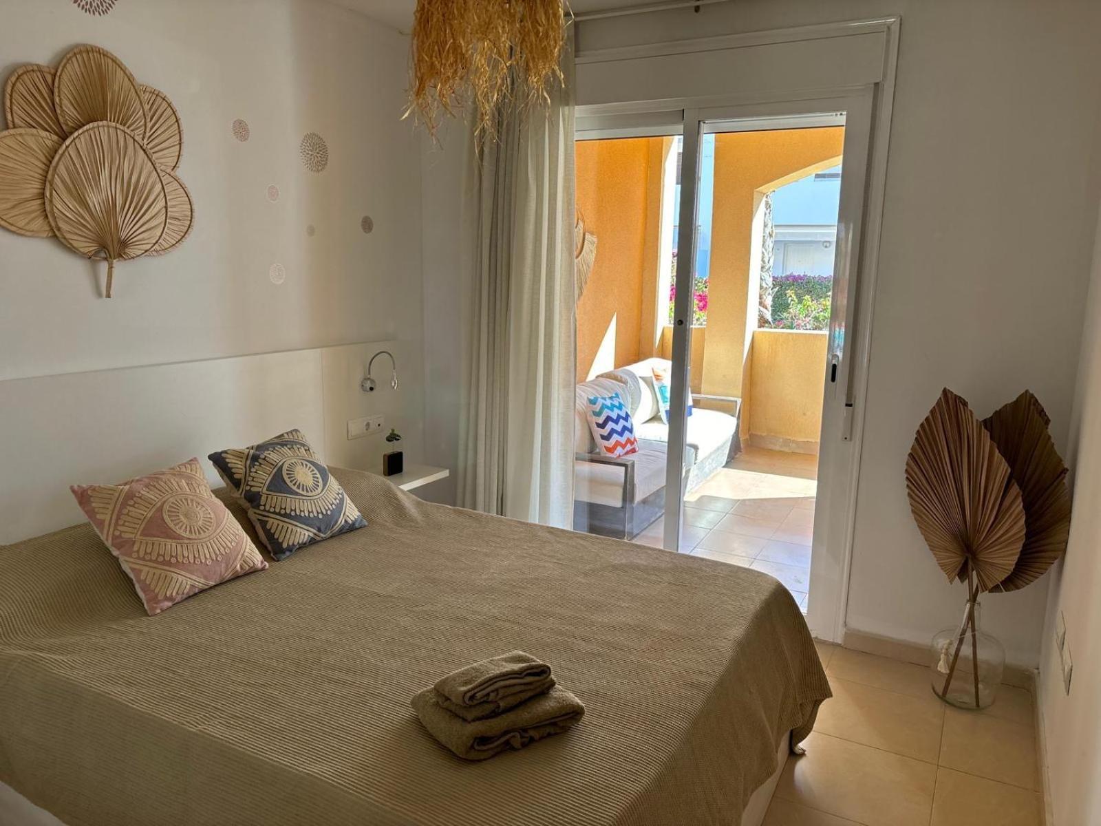 Apartament Bajo Con Jardin A Pie De Playa Y Piscina Comunitaria Con Jacuzzi Playas de Vera Zewnętrze zdjęcie